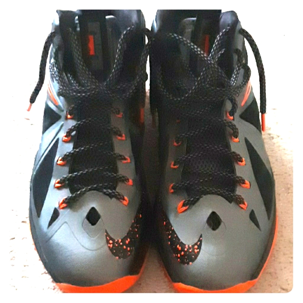 Lebron Soldier X